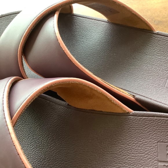 NWT Fitflop Lulu criss-cross slides size 8 - available until July 15 - Picture 6 of 10